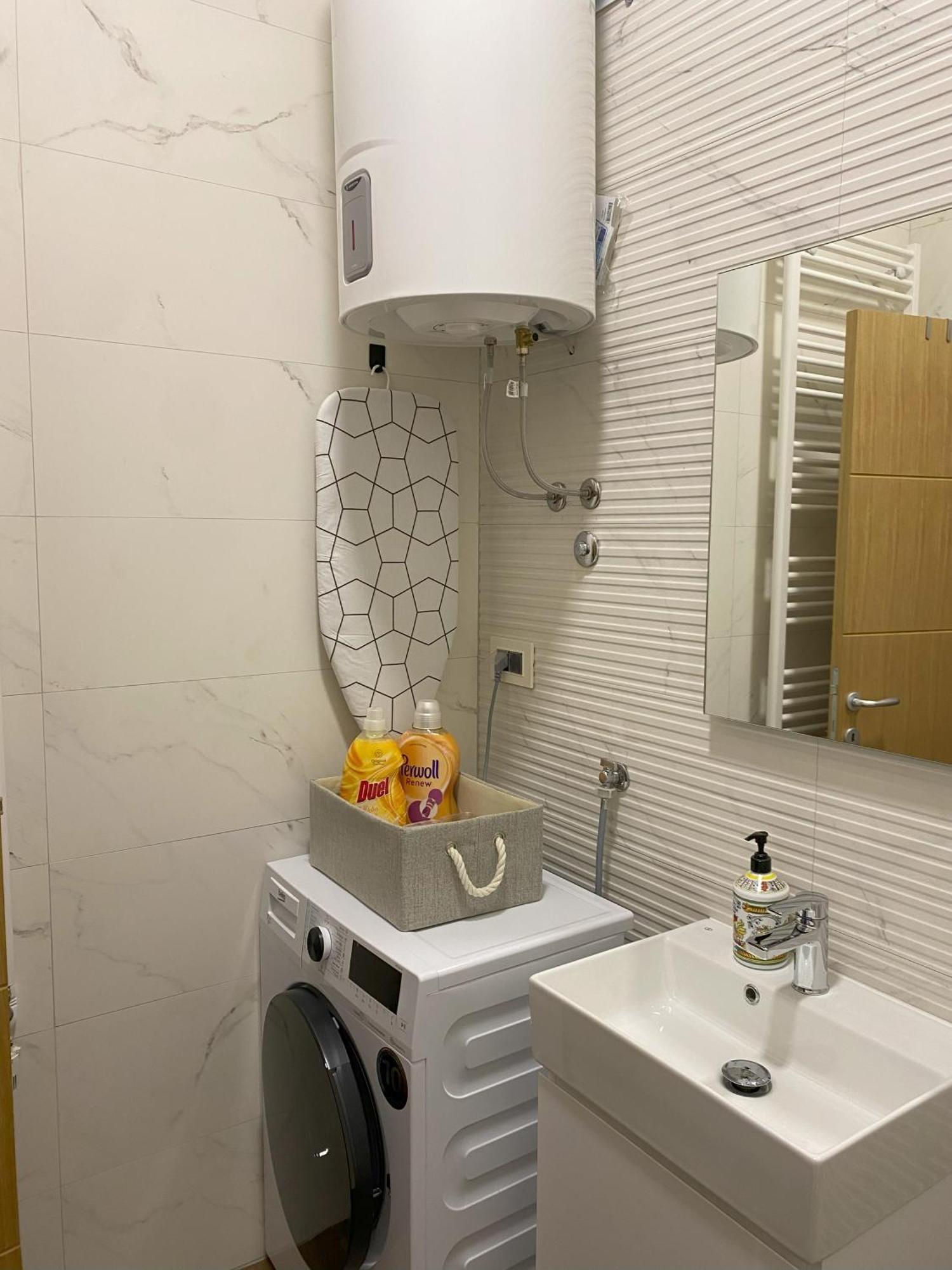 021 Hideout Apartment Novi Sad Ngoại thất bức ảnh